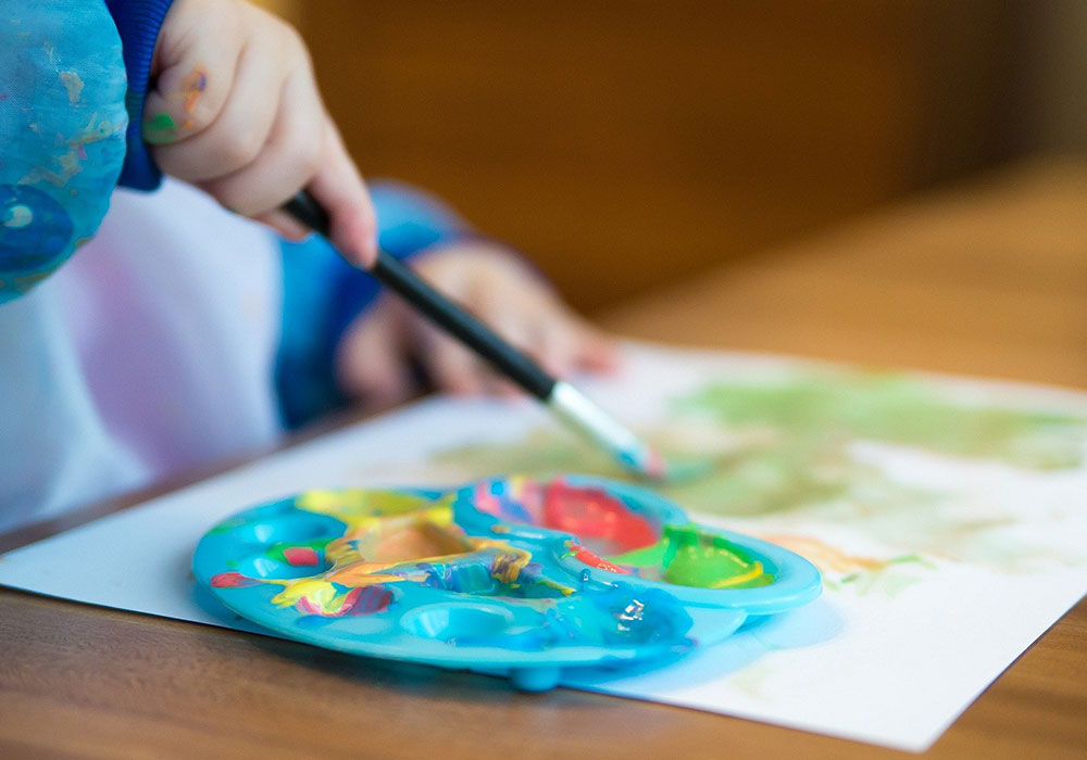 Activité peinture pour les maternels autismes